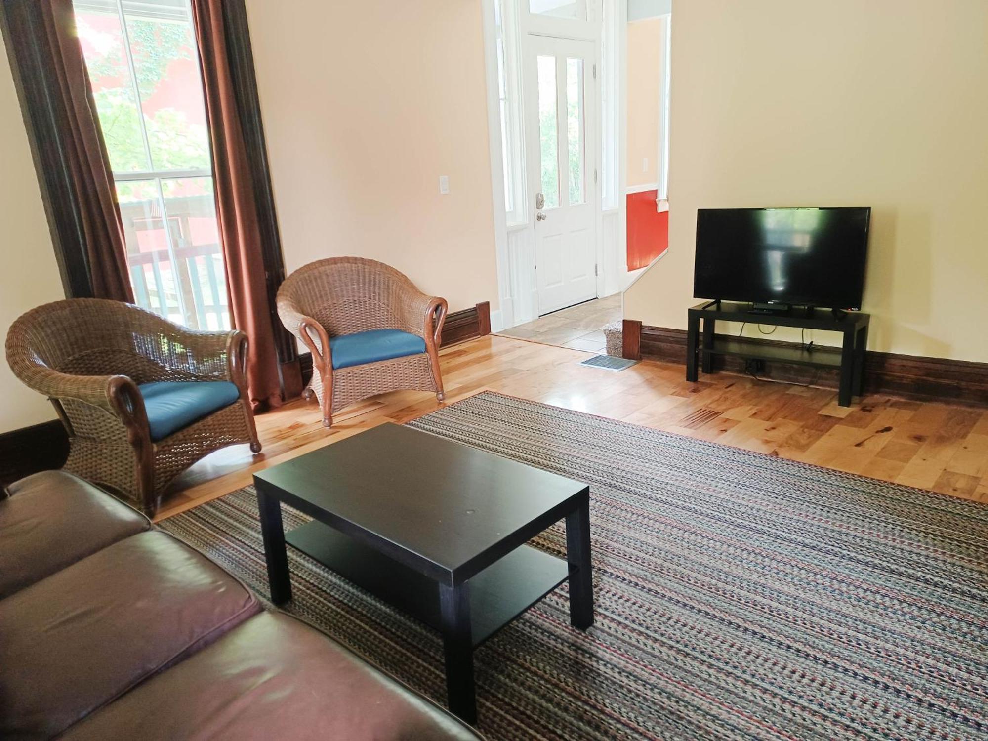 Huge 2 Bedroom House In The Heart Of Northside! Cincinnati Exterior photo